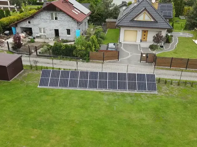 Instalacja fotowoltaiczna 5,28 kWp, Rybnik, widok z drona