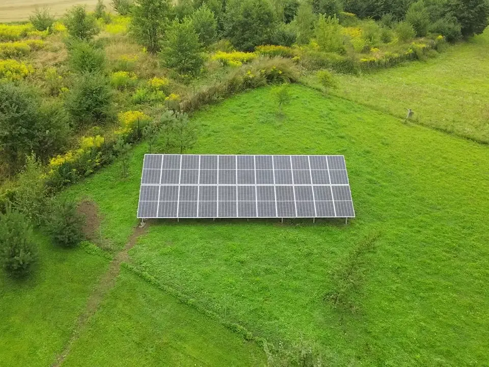 Instalacja fotowoltaiczna 9,99 kWp, Gorzyczki, widok z drona