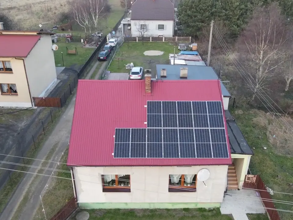 Instalacja fotowoltaiczna 5,28 kWp, Turza Śląska, widok z drona