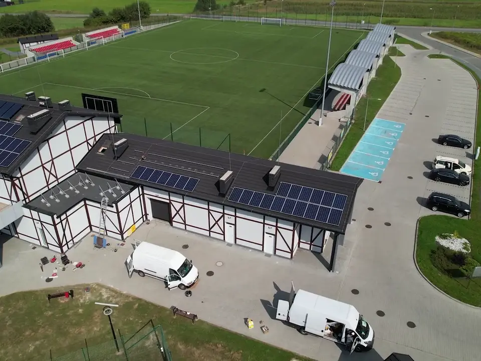 Instalacja fotowoltaiczna 6,66 kWp, Nieboczowy, widok z drona